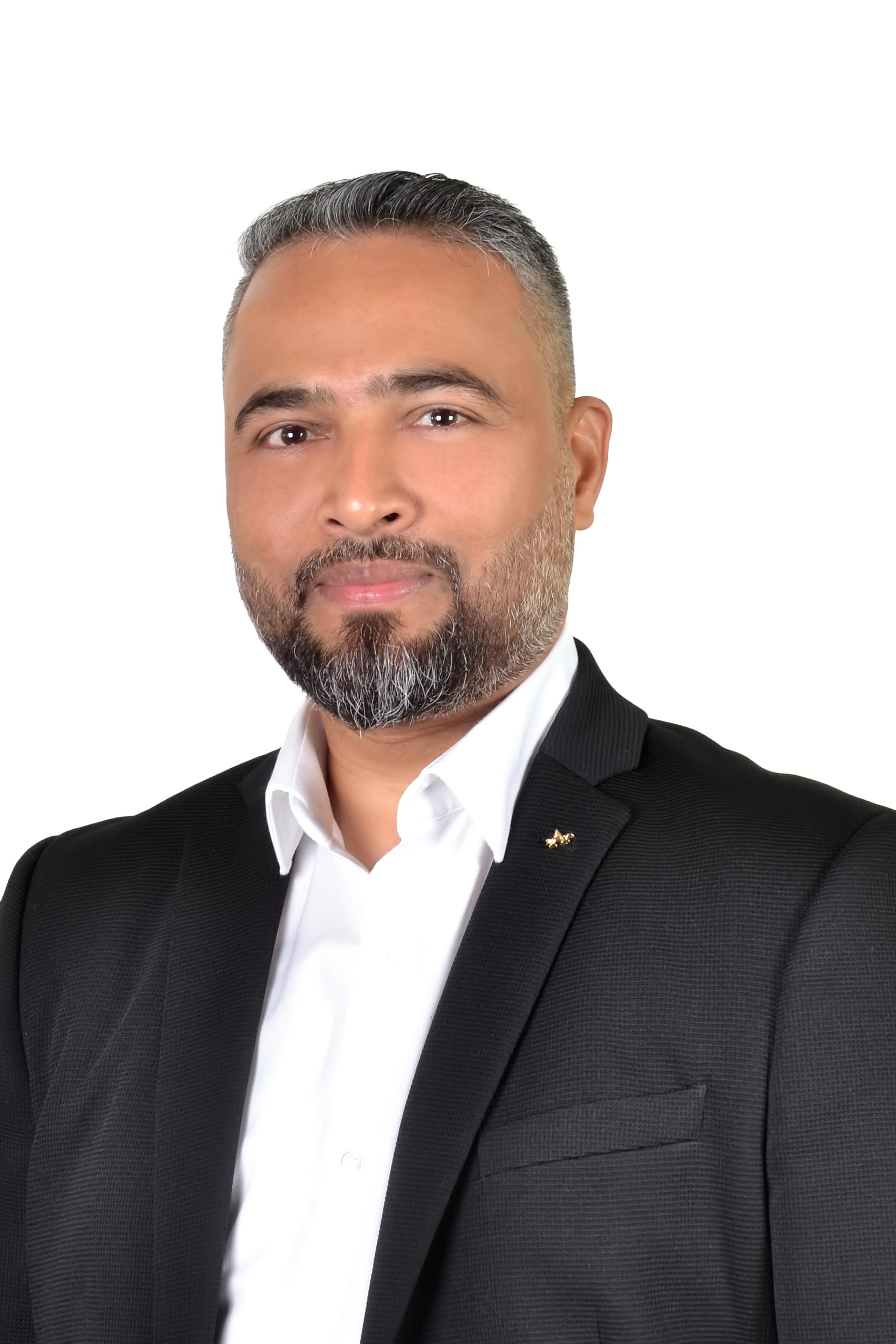 Mr Zainudeen Munnur